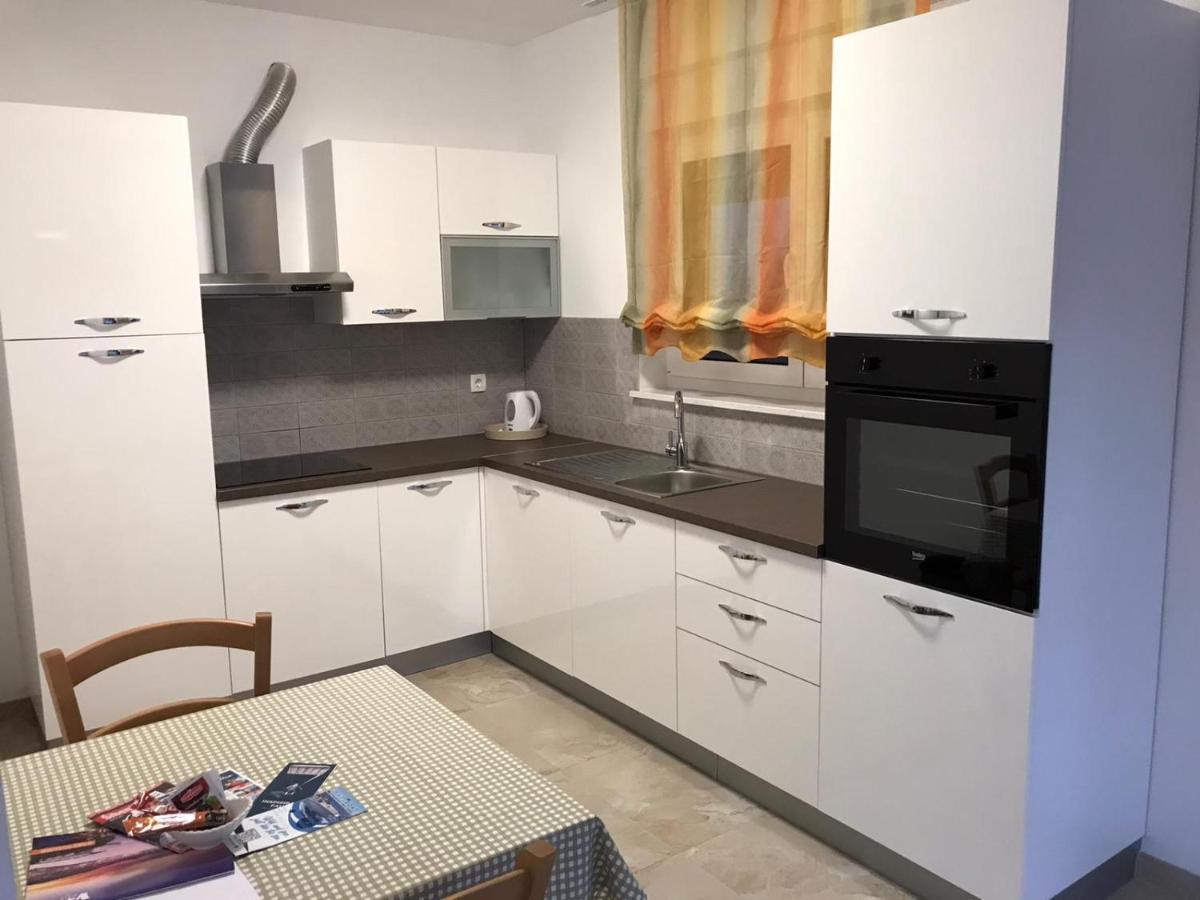 B1Villa Срима Екстериор снимка